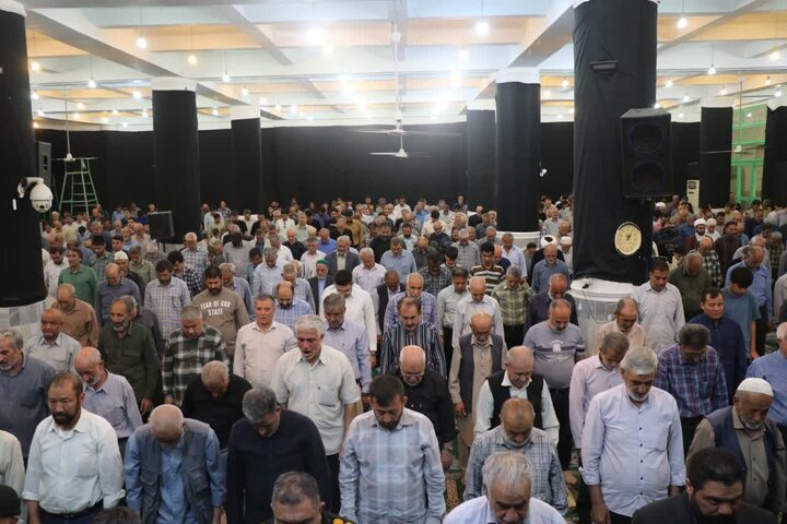 تصاویر/ اقامه نماز جمعه در قرچک