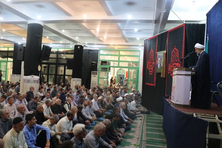 تصاویر/ اقامه نماز جمعه در قرچک