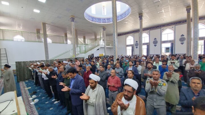 تصاویر| مراسم عبادی سیاسی نماز جمعه سربیشه