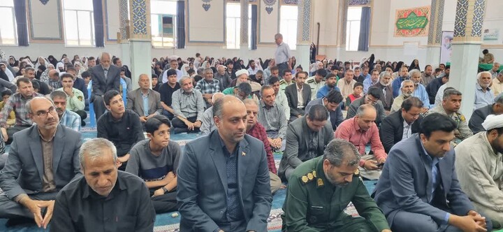 تصاویر| مراسم عبادی سیاسی نماز جمعه سربیشه