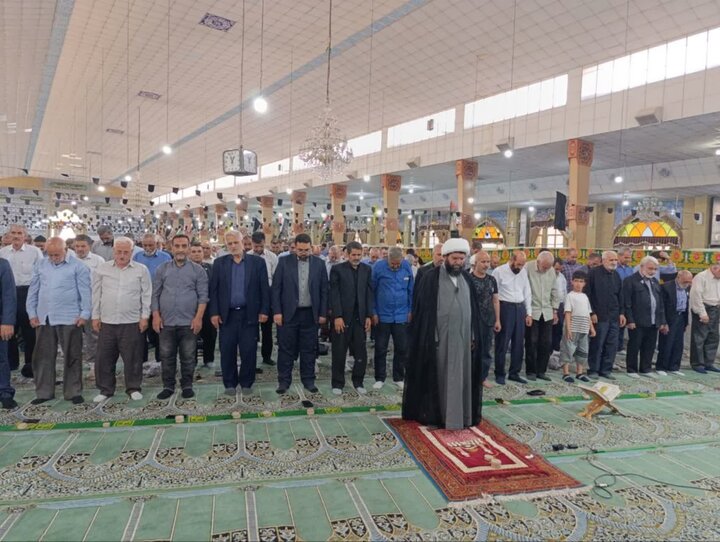 تصاویر/ اقامه نماز جمعه در پاکدشت