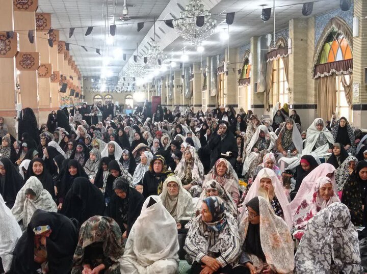 تصاویر/ اقامه نماز جمعه در پاکدشت