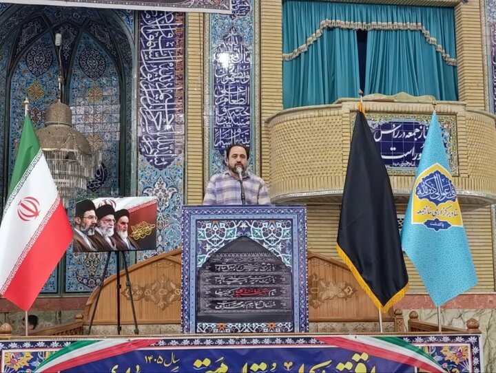 تصاویر/ اقامه نماز جمعه در پاکدشت
