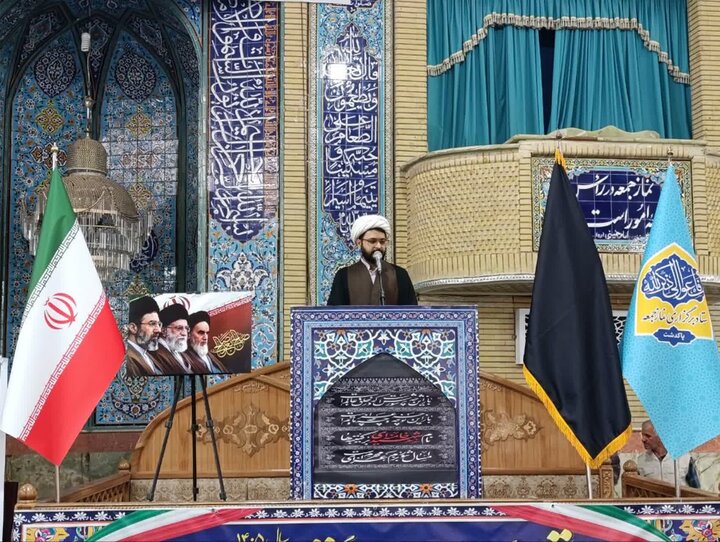 تصاویر/ اقامه نماز جمعه در پاکدشت