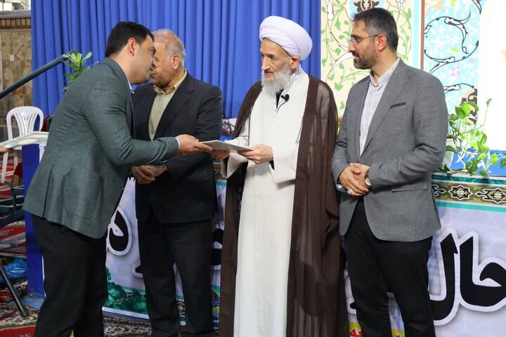 تصاویر/  قدردانی نماینده ولی فقیه در مازندران از رانندگان ناوگان حمل و نقل