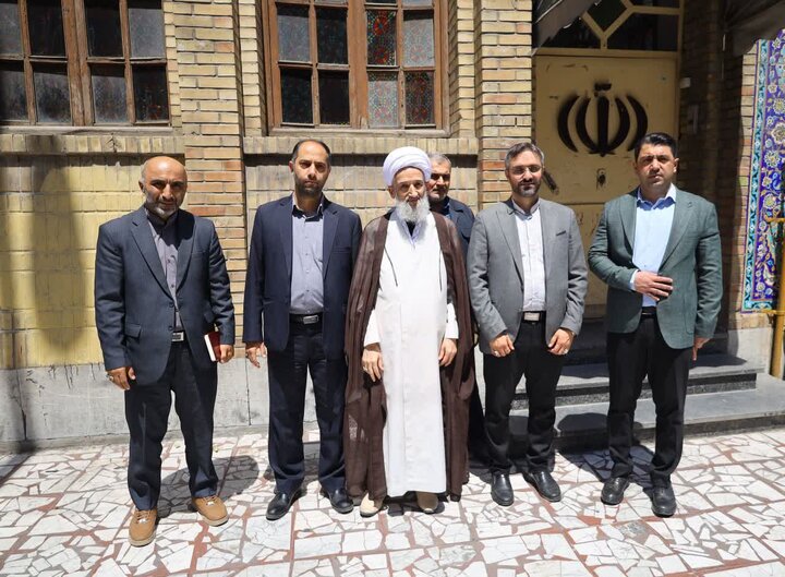 تصاویر/  قدردانی نماینده ولی فقیه در مازندران از رانندگان ناوگان حمل و نقل