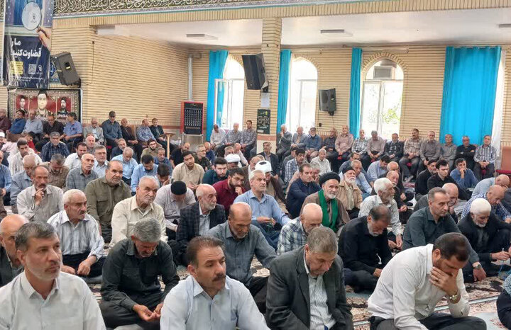 تصاویر/ اقامه نماز جمعه شهرستان بیجار