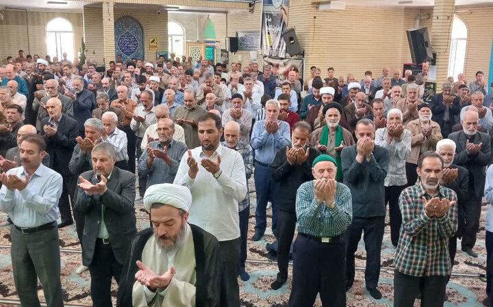 تصاویر/ اقامه نماز جمعه شهرستان بیجار