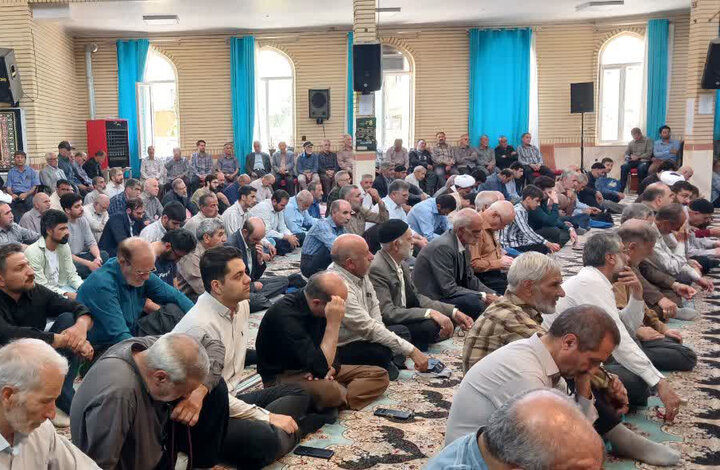 تصاویر/ اقامه نماز جمعه شهرستان بیجار