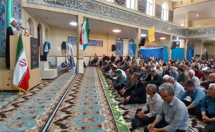 تصاویر/ اقامه نماز جمعه شهرستان بیجار
