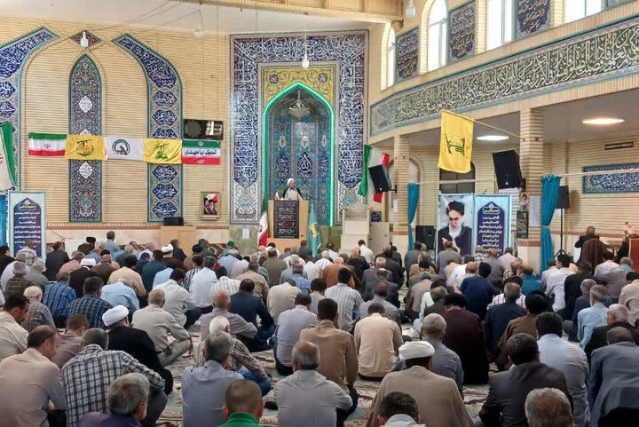 تصاویر/ اقامه نماز جمعه شهرستان بیجار