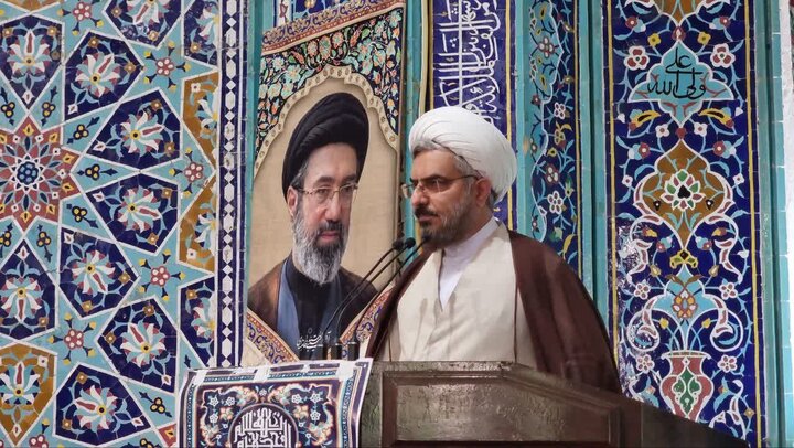 تصاویر/ نماز عبادی سیاسی جمعه در دماوند