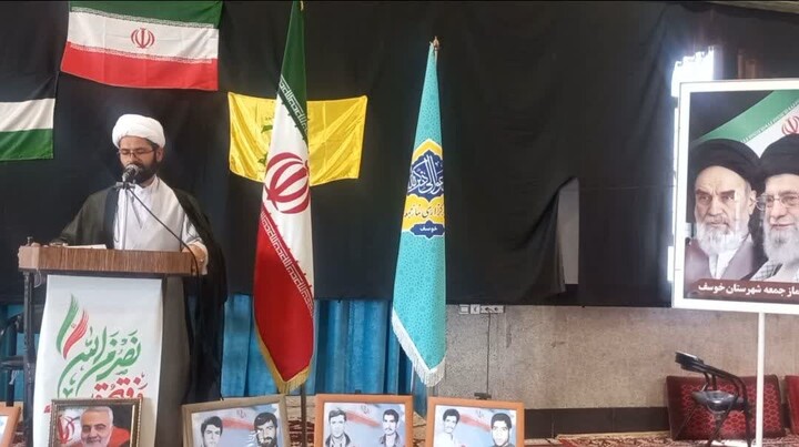 تصاویر| مراسم نماز جمعه عبادی و سیاسی خوسف