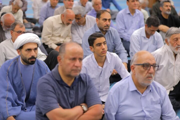 تصاویر/ اقامه نماز جمعه در ساوجبلاغ