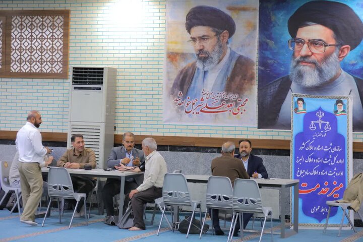 تصاویر/ اقامه نماز جمعه در ساوجبلاغ