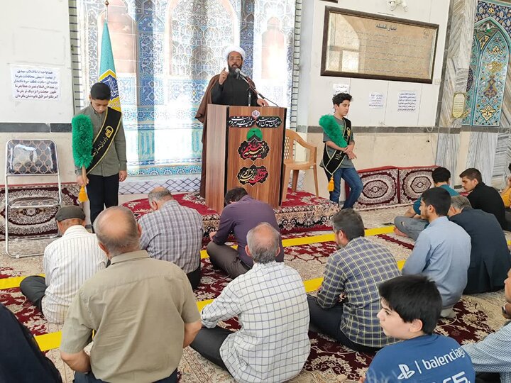 تصاویر/ نمازعبادی سیاسی جمعه قمصر