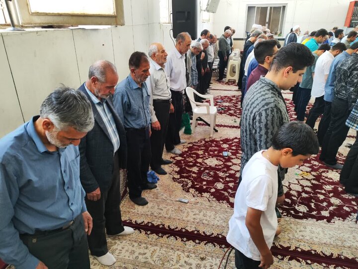 تصاویر/ نمازعبادی سیاسی جمعه قمصر
