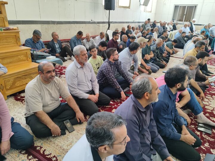 تصاویر/ نمازعبادی سیاسی جمعه قمصر