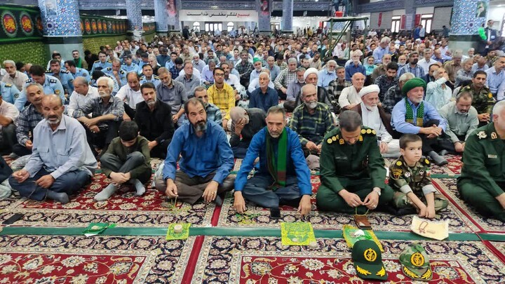 تصاویر| نماز جمعه عبادی سیاسی بیرجند