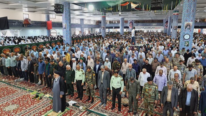 تصاویر| نماز جمعه عبادی سیاسی بیرجند