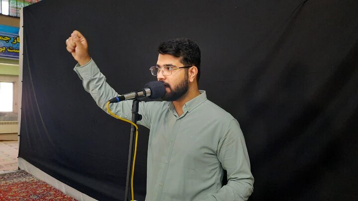 تصاویر/اقامه نماز عبادی سیاسی جمعه در خمین