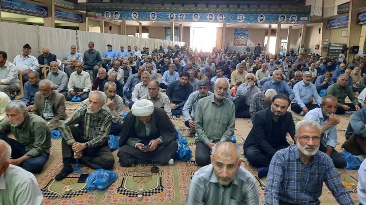 تصاویر/اقامه نماز عبادی سیاسی جمعه در خمین