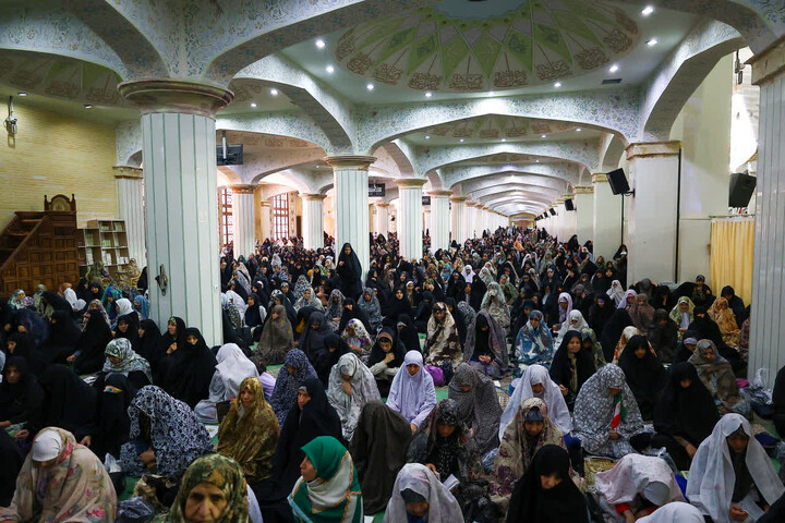 تصاویر/ آئین وحدت بخش نمازجمعه در شهرستان تبریز