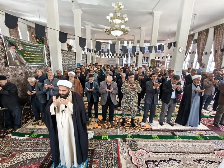تصاویر/ آئین وحدت بخش نمازجمعه در شهرستان چاریماق