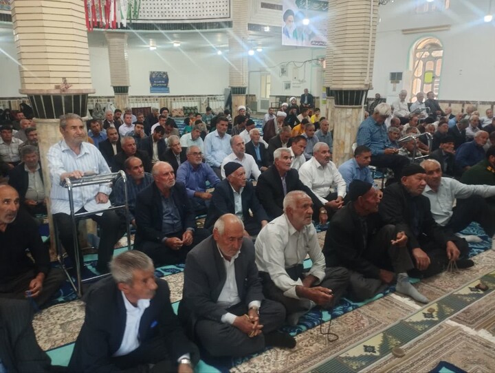 تصاویر/ آئین وحدت بخش نمازجمعه در شهرستان لیلان