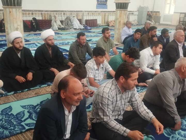تصاویر/ آئین وحدت بخش نمازجمعه در شهرستان لیلان