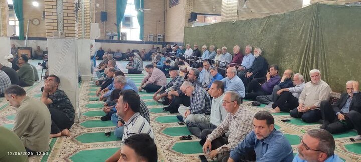 تصاویر/اقامه نماز عبادی سیاسی جمعه در زرندیه