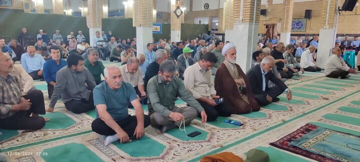 تصاویر/اقامه نماز عبادی سیاسی جمعه در زرندیه