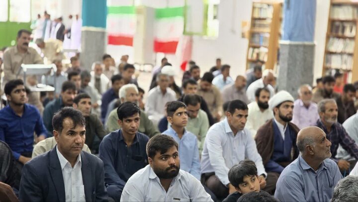 تصاویر/ اقامه نمازجمعه شهر ریگان