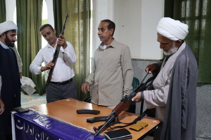 تصاویر/ اقامه نمازجمعه شهر قلعه‌گنج