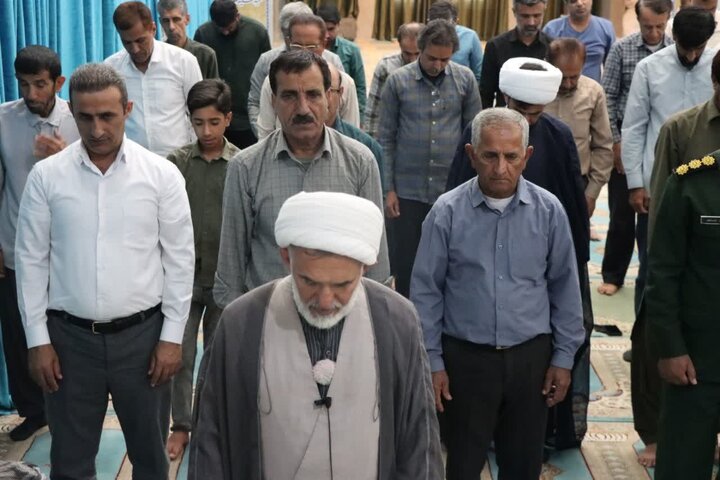 تصاویر/ اقامه نمازجمعه شهر قلعه‌گنج
