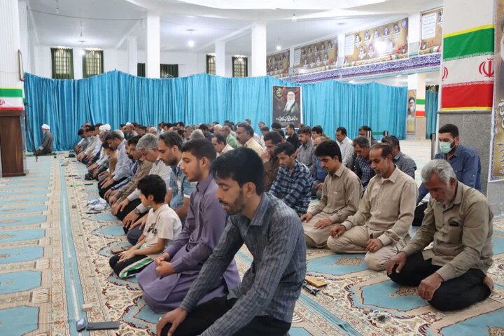 تصاویر/ اقامه نمازجمعه شهر قلعه‌گنج