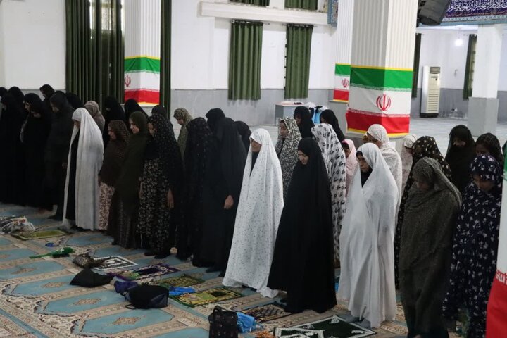 تصاویر/ اقامه نمازجمعه شهر قلعه‌گنج