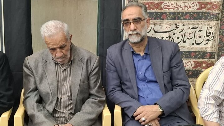 تصاویر/نخستین همایش ملی میراث محتشم کاشانی همراه با غبارروبی و گلابشویی مزار ایشان