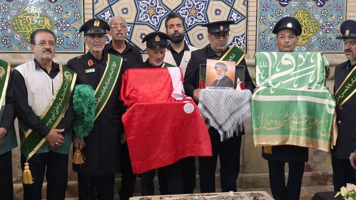 تصاویر/نخستین همایش ملی میراث محتشم کاشانی همراه با غبارروبی و گلابشویی مزار ایشان