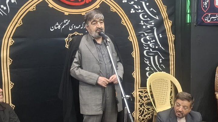 تصاویر/نخستین همایش ملی میراث محتشم کاشانی همراه با غبارروبی و گلابشویی مزار ایشان