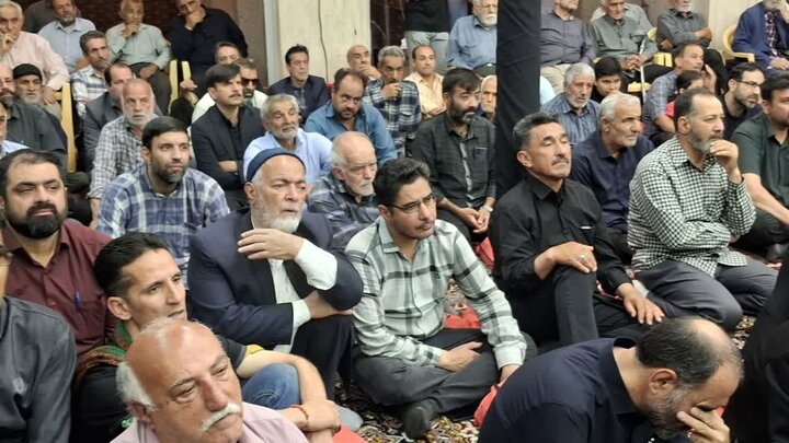 تصاویر/نخستین همایش ملی میراث محتشم کاشانی همراه با غبارروبی و گلابشویی مزار ایشان