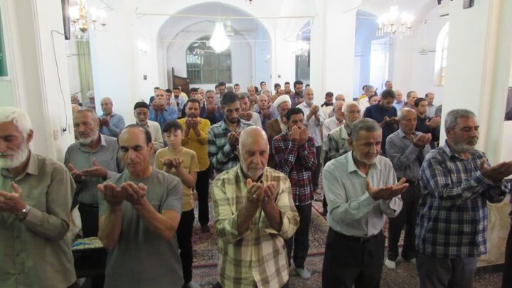 تصاویر/ اقامه نمازجمعه شهر کاظم آباد