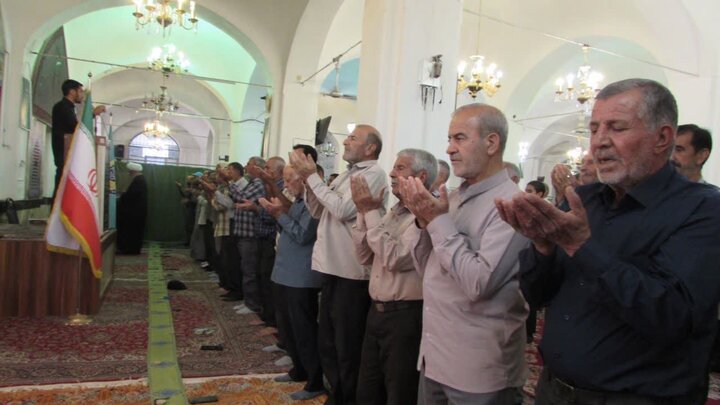 تصاویر/ اقامه نمازجمعه شهر کاظم آباد