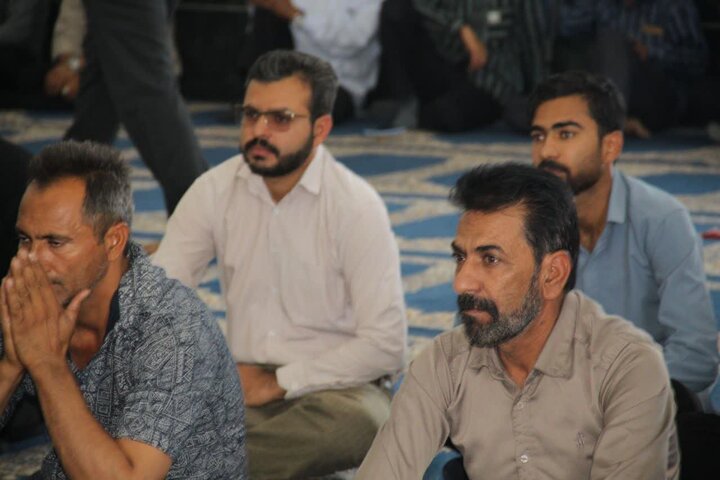 تصاویر/ اقامه نمازجمعه شهر نرماشیر