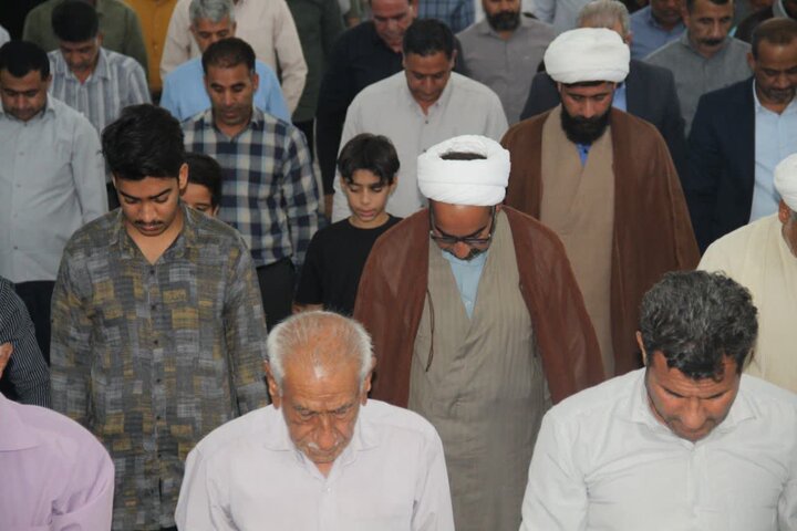 تصاویر/ اقامه نمازجمعه شهر نرماشیر