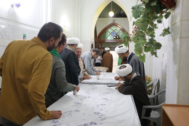 تصاویر|نشست فصلی ائمه جماعات،روحانیون و طلاب خمینی‌شهر