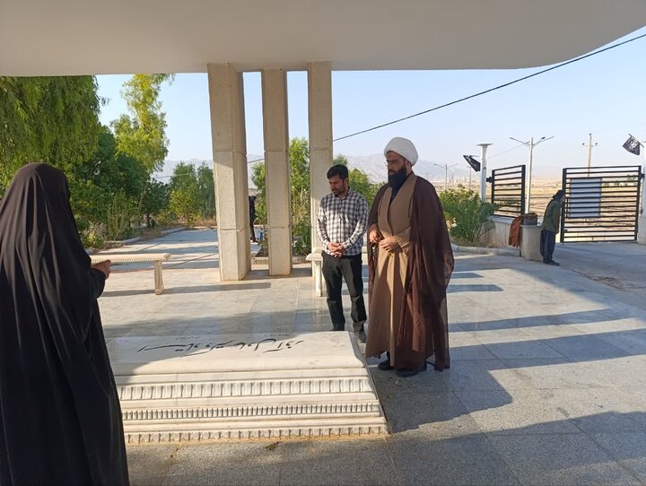 تصاویر/حضور امام جمعه شهرستان در امامزاده سیداکبر (ع)