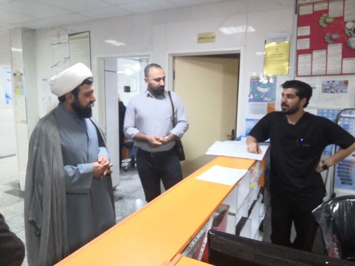 تصاویر/بازدید امام جمعه چرداول از مراکز درمانی