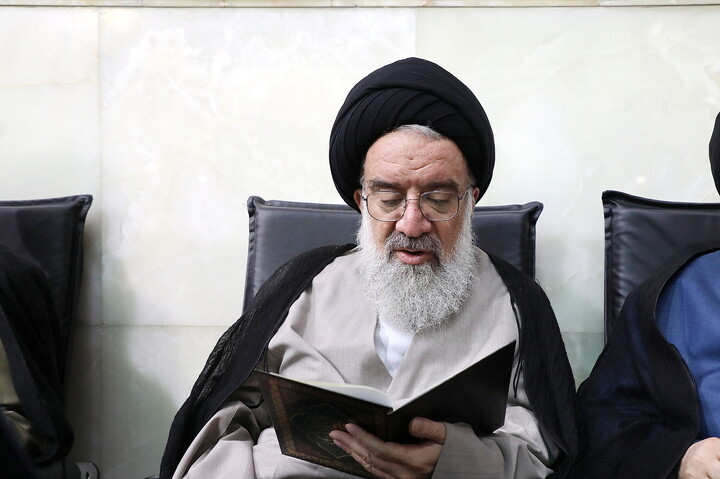 تصاویر/  مراسم بزرگداشت آیت‌الله  العظمی اسحاق فیاض  از سوی  رهبر انقلاب اسلامی در قم