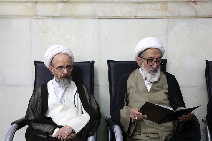 تصاویر/  مراسم بزرگداشت آیت‌الله  العظمی اسحاق فیاض  از سوی  رهبر انقلاب اسلامی در قم